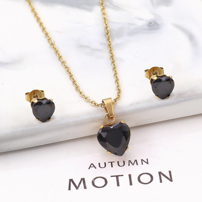 Dubai Bride 18k Gold Plated Stainless Steel Wedding Heart Round Zircon Custom Fashion Necklace Jewelry Set