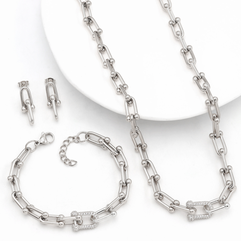 Cross-border Fashion Stainless Steel Horseshoe Buckle Necklace  Setnon-fading Stud Earrings and Diamond-inlaid Jewelry
