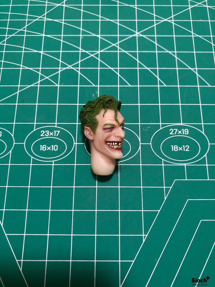 Mezco One:12 Direct Exclusive Joker head
