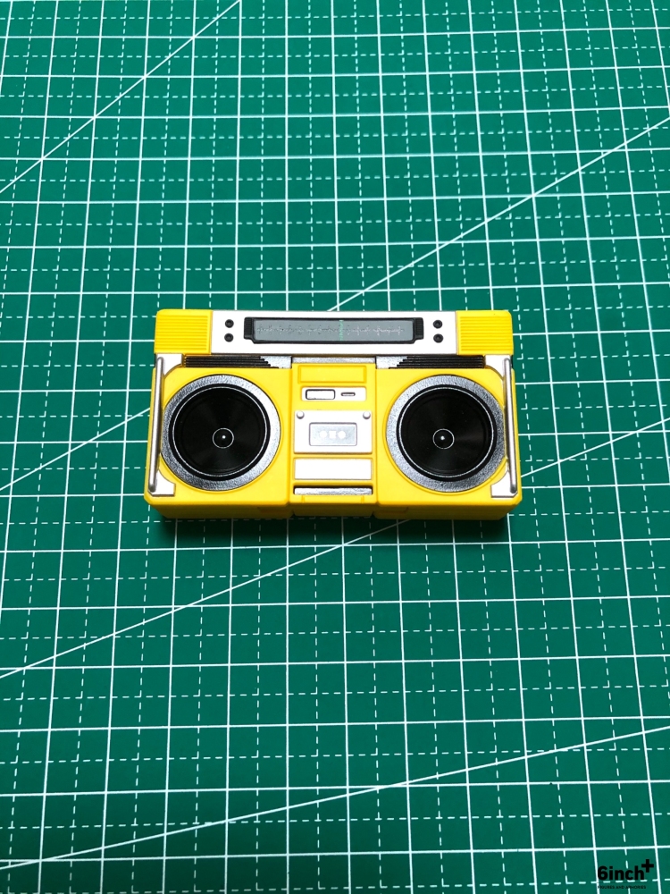 Mezco One:12 Gomez - Death Boom Boom boom box