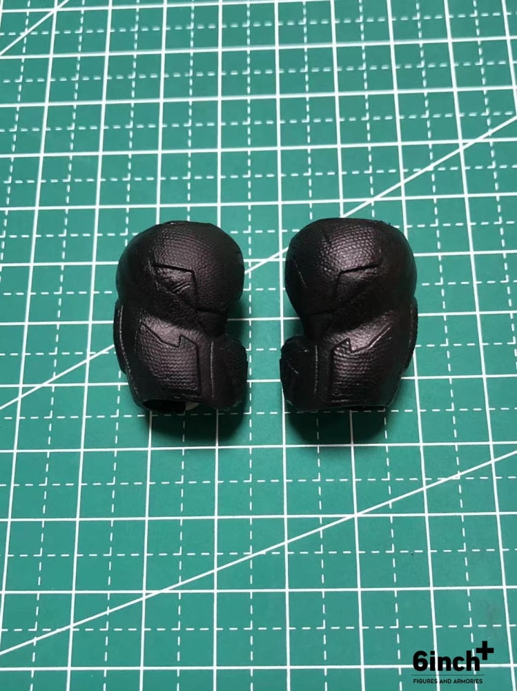 Tactical Suit Batman Shoulder armor