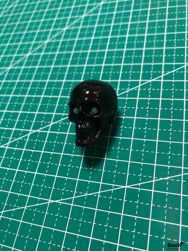 Mezco One:12 Black Skulls Death Brigade-Head