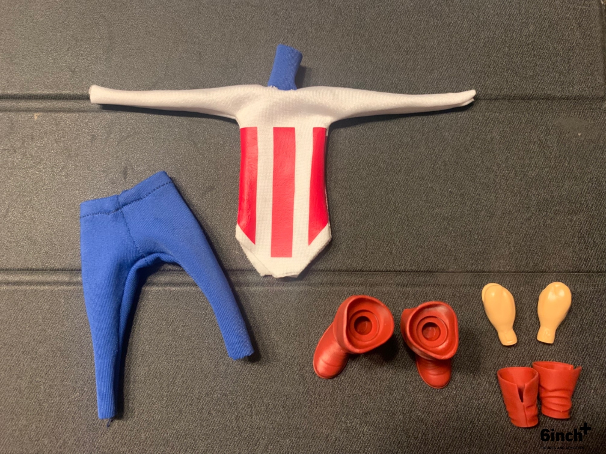 Dark red vintage boots/gloves and Blue white suit for a classic captain america
