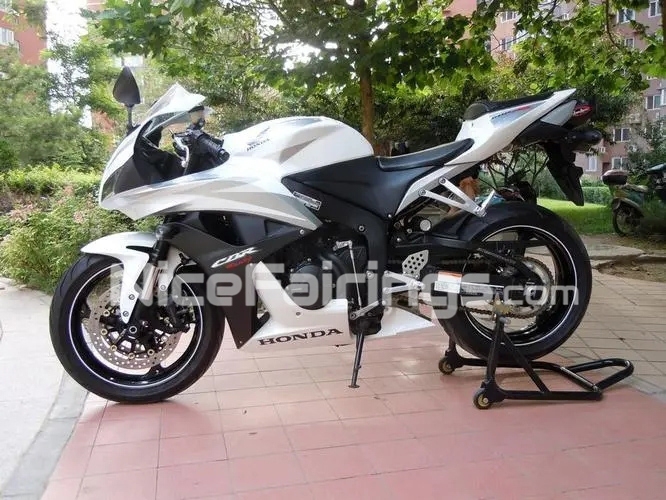 For HONDA 2007-2008 CBR600RR Black/white/silvery Fairing set