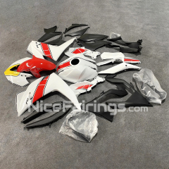 2013 2014 2015 2016 2017 2018 for YAMAHA YZFR3 YZF R25  Body Kit Fairing Panels