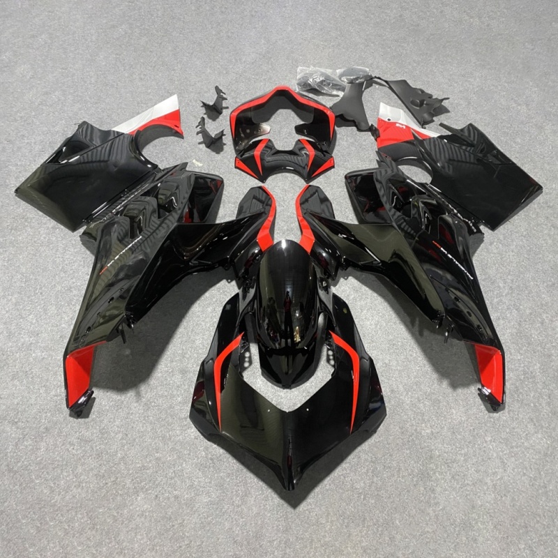 Motorcycle Fairing Kit for Ducati panigaie v4 2021 2022 ABS Road Racing Body Repair Aftermarket Parts 100% Fit Injection Mold