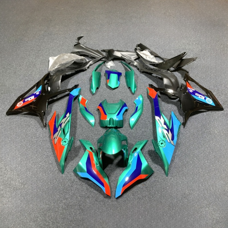 Motorcycle Aftermarket Fairing for BMW S1000RR 2019-2023 with ABS Plastic Injection Molded Construction Delivering and Durable Carbon Look