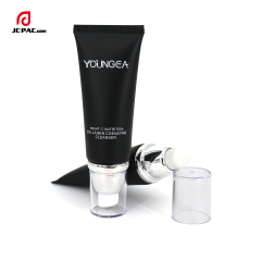 Wholesale Squeeze Airless Pump Tube Cosmetic Plastic Packaging Matte Black PE Tube 50g