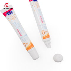 Custom Empty 5ml 10ml 15ml Plastic Tube Cosmetic Packaging Lipgloss Lip Balm Lip Stick Squeeze Tube