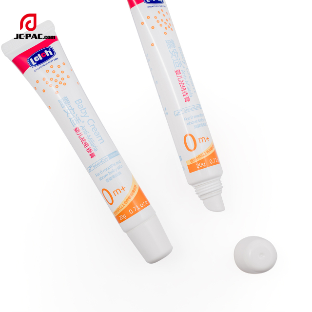 Custom Empty 5ml 10ml 15ml Plastic Tube Cosmetic Packaging Lipgloss Lip Balm Lip Stick Squeeze Tube