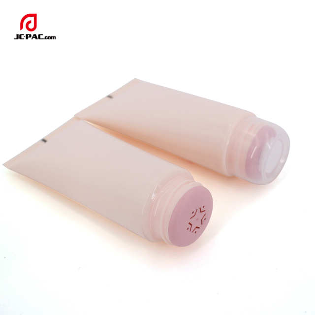 100ml 120ml PE  Plastic Tube Deodorization Container Tube With Body Care Packaging