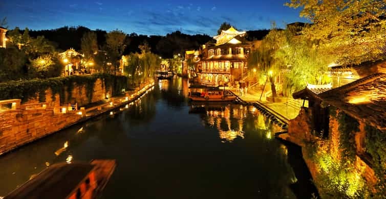 Beijing: Simatai Great Wall & Gubei Water Town Private Tour