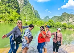 14 Days Private Tour of Beijing - Xi'an - Chengdu - Guilin - Yangshuo - Guilin - Zhangjiajie - Shanghai