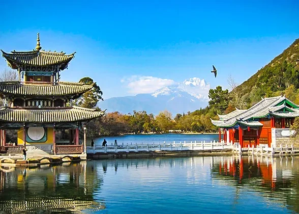 21 Days Private Tour of Beijing - Xi'an - Chengdu - Lijiang - Dali - Kunming - Guilin - Yangshuo - Guilin - Zhangjiajie - Shanghai - Suzhou - Shanghai