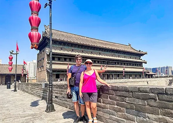 30 Days Private Tour of Beijing - Xi'an - Chengdu - Lhasa - Lijiang - Dali - Chongqing - Yangzte River - Yichang - Hangzhou - Huangshan - Suzhou - Shanghai - Zhangjiajie - Guilin -Yangshuo - Guilin - Hong Kong