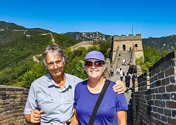 30 Days Private Tour of Beijing - Xi'an - Chengdu - Lhasa - Lijiang - Dali - Chongqing - Yangzte River - Yichang - Hangzhou - Huangshan - Suzhou - Shanghai - Zhangjiajie - Guilin -Yangshuo - Guilin - Hong Kong