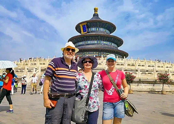 30 Days Private Tour of Beijing - Xi'an - Chengdu - Lhasa - Lijiang - Dali - Chongqing - Yangzte River - Yichang - Hangzhou - Huangshan - Suzhou - Shanghai - Zhangjiajie - Guilin -Yangshuo - Guilin - Hong Kong