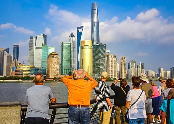 30 Days Private Tour of Beijing - Xi'an - Chengdu - Lhasa - Lijiang - Dali - Chongqing - Yangzte River - Yichang - Hangzhou - Huangshan - Suzhou - Shanghai - Zhangjiajie - Guilin -Yangshuo - Guilin - Hong Kong