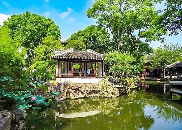30 Days Private Tour of Beijing - Xi'an - Chengdu - Lhasa - Lijiang - Dali - Chongqing - Yangzte River - Yichang - Hangzhou - Huangshan - Suzhou - Shanghai - Zhangjiajie - Guilin -Yangshuo - Guilin - Hong Kong