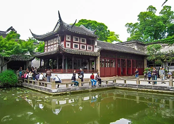16 Days Private Tour of Beijing - Xi'an - Guilin - Yangshuo - Guilin - Chengdu - Chongqing - Yangtze River Cruise - Yichang - Shanghai