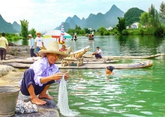 16 Days Private Tour of Beijing - Xi'an - Guilin - Yangshuo - Guilin - Chengdu - Chongqing - Yangtze River Cruise - Yichang - Shanghai