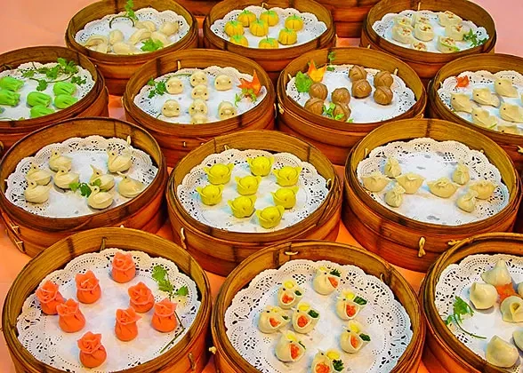 11 Days Small Group Tour of Beijing - Xi'an - Chengdu - Shanghai