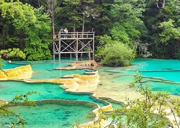 5 Days Private Tour of Chengdu - Huanglong - Jiuzhaigou