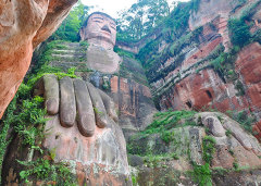6 Days Private Tour of Chengdu - Leshan - Mt. Emei - Chengdu - Huanglong - Jiuzhaigou