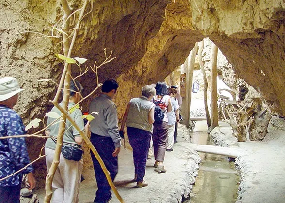 7 Days Private Tour of Urumqi - Turpan - Kumtag Desert - Urumqi - Kashgar