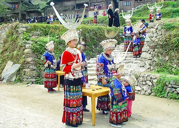 8 Days Private Tour of Guiyang - Kaili - Rongjiang - Congjiang - Zhaoxing - Sanjiang - Longsheng - Guilin - Yangshuo - Guilin