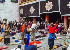 8 Days Private Tour of Lhasa - Gyangtse - Shigatse - Dingri - Everest Base Camp - Shigatse - Lhasa