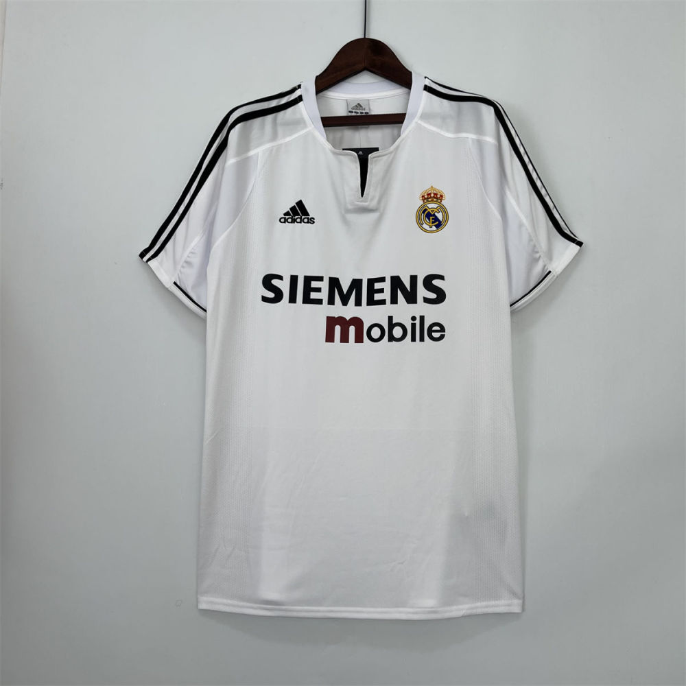 Real Madrid Retro 03/04 Home jersey Fan Version