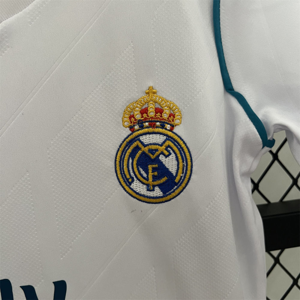 Retro Real Madrid 17/18 home jersey Kid Kits Size 16-28