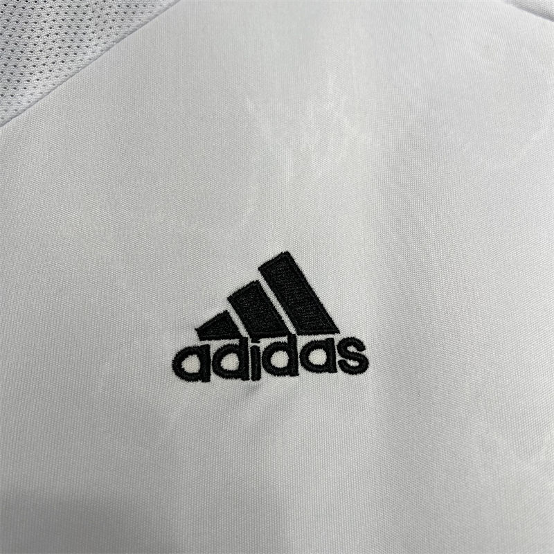 Retro Real Madrid 2005/06 Home jersey Fan Version