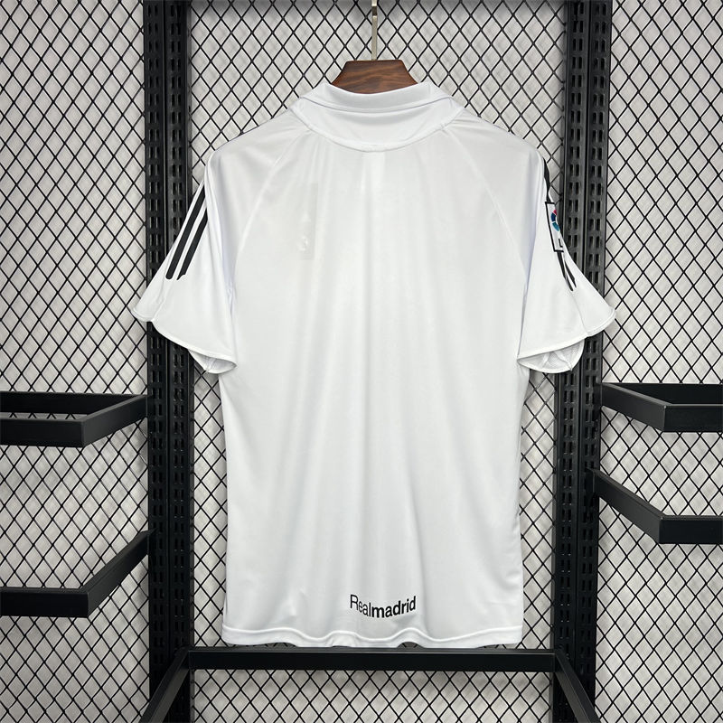 Retro Real Madrid 2005/06 Home jersey Fan Version