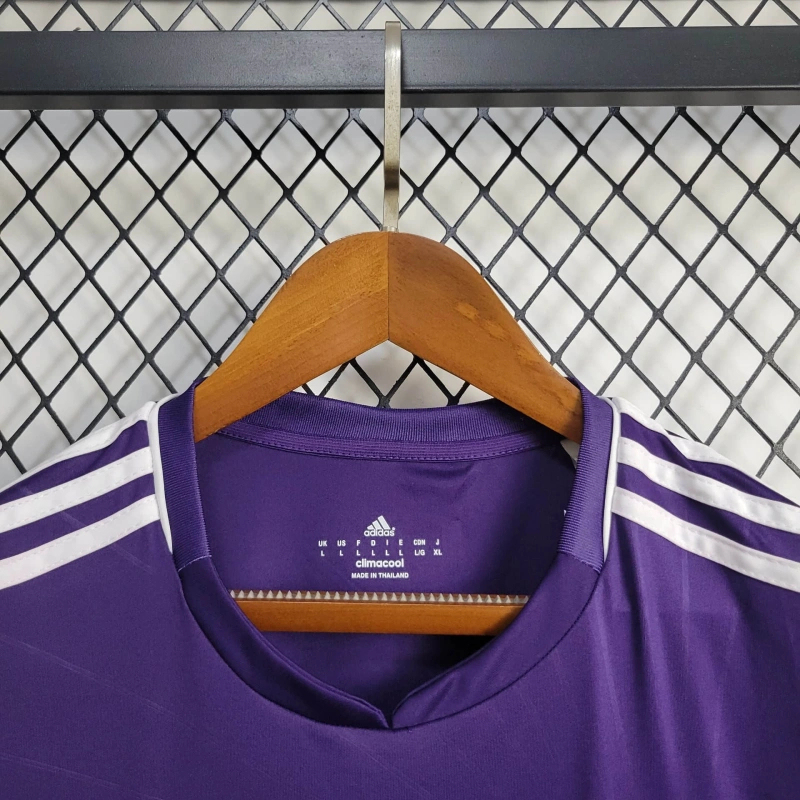 Retro Real Madrid 10/11 Third jersey Fan Version