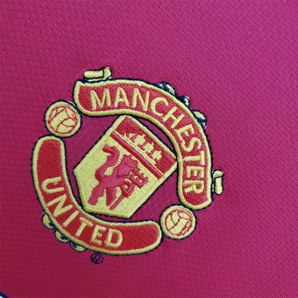 Retro Manchester United 04/06 home jersey Fan Version