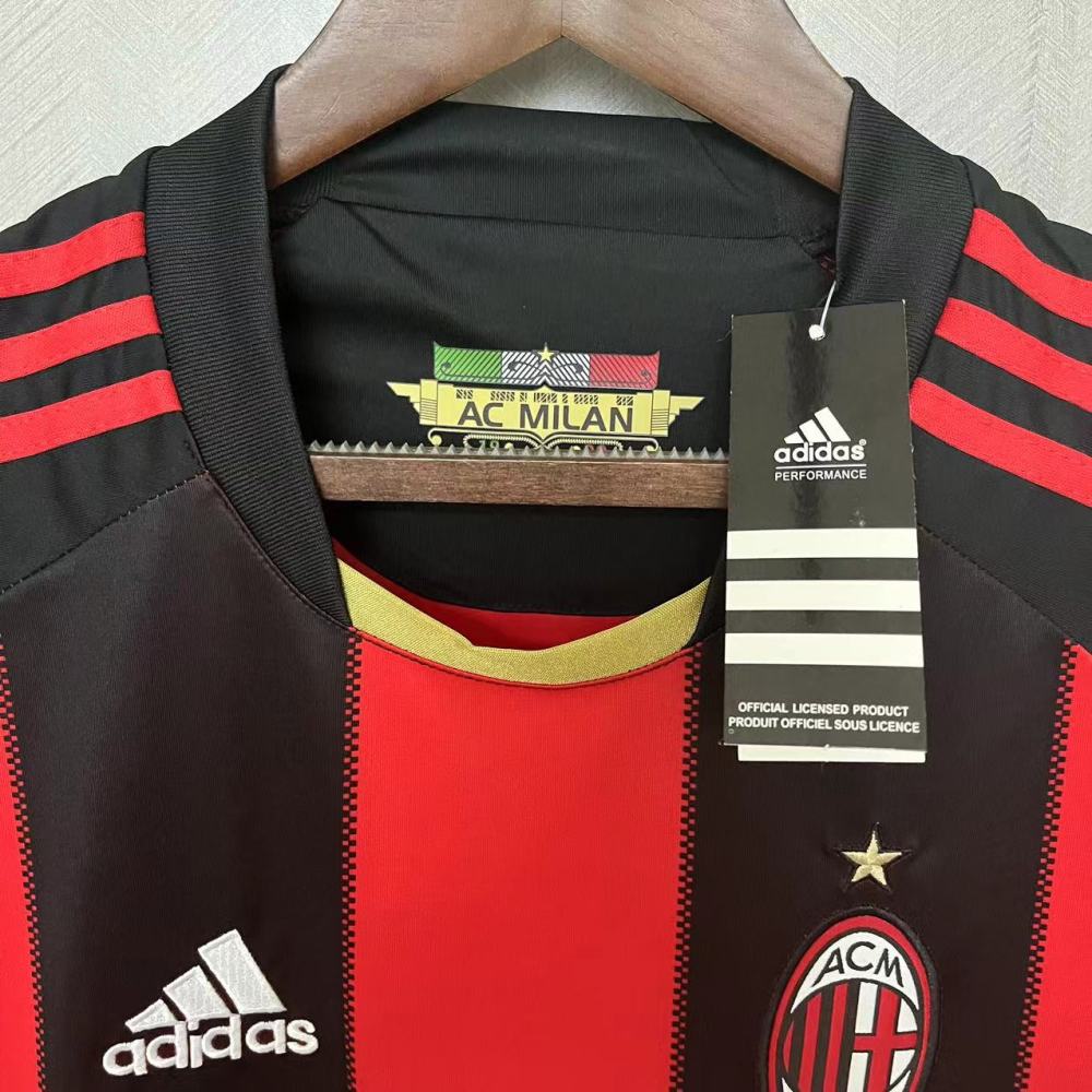 Retro AC Milan 2010/11 Home jersey Fan Version