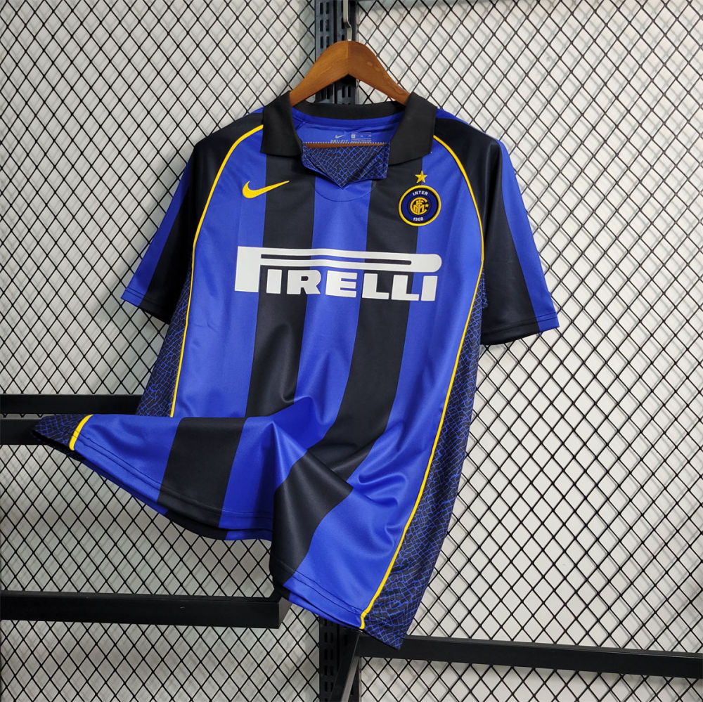 Retro Inter Milan 01/02 Home jersey Fan Version