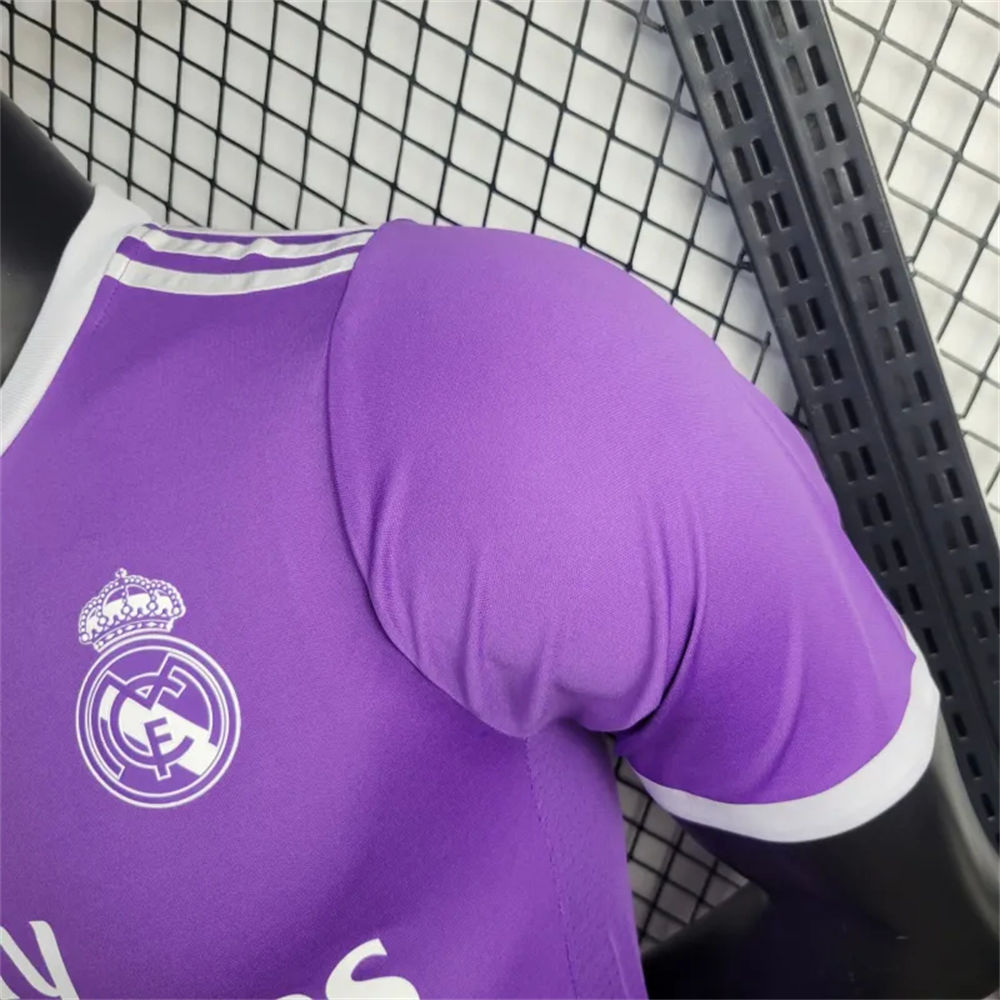 Retro 16/17 Real Madrid 2 Away Jersey Player Version