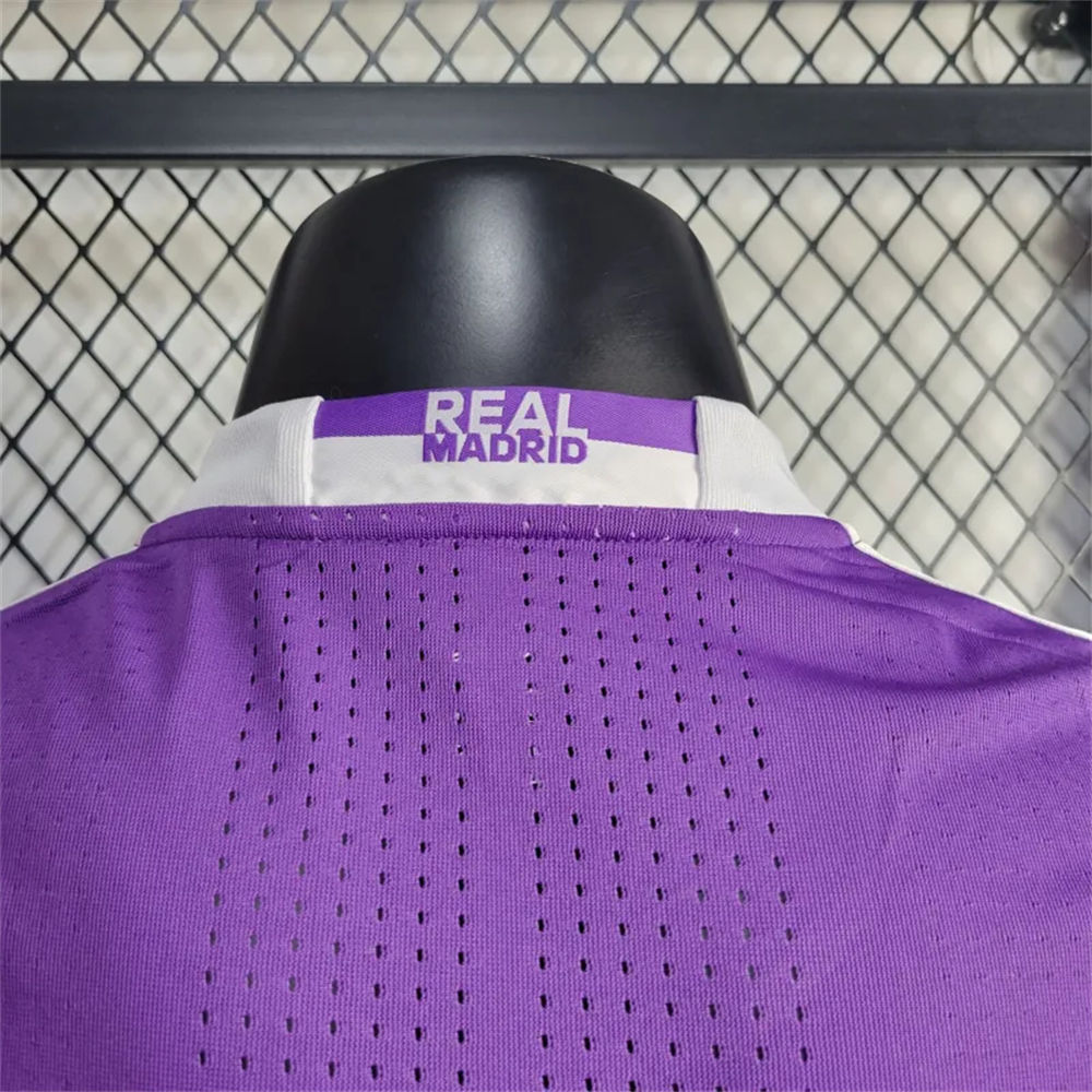 Retro 16/17 Real Madrid 2 Away Jersey Player Version