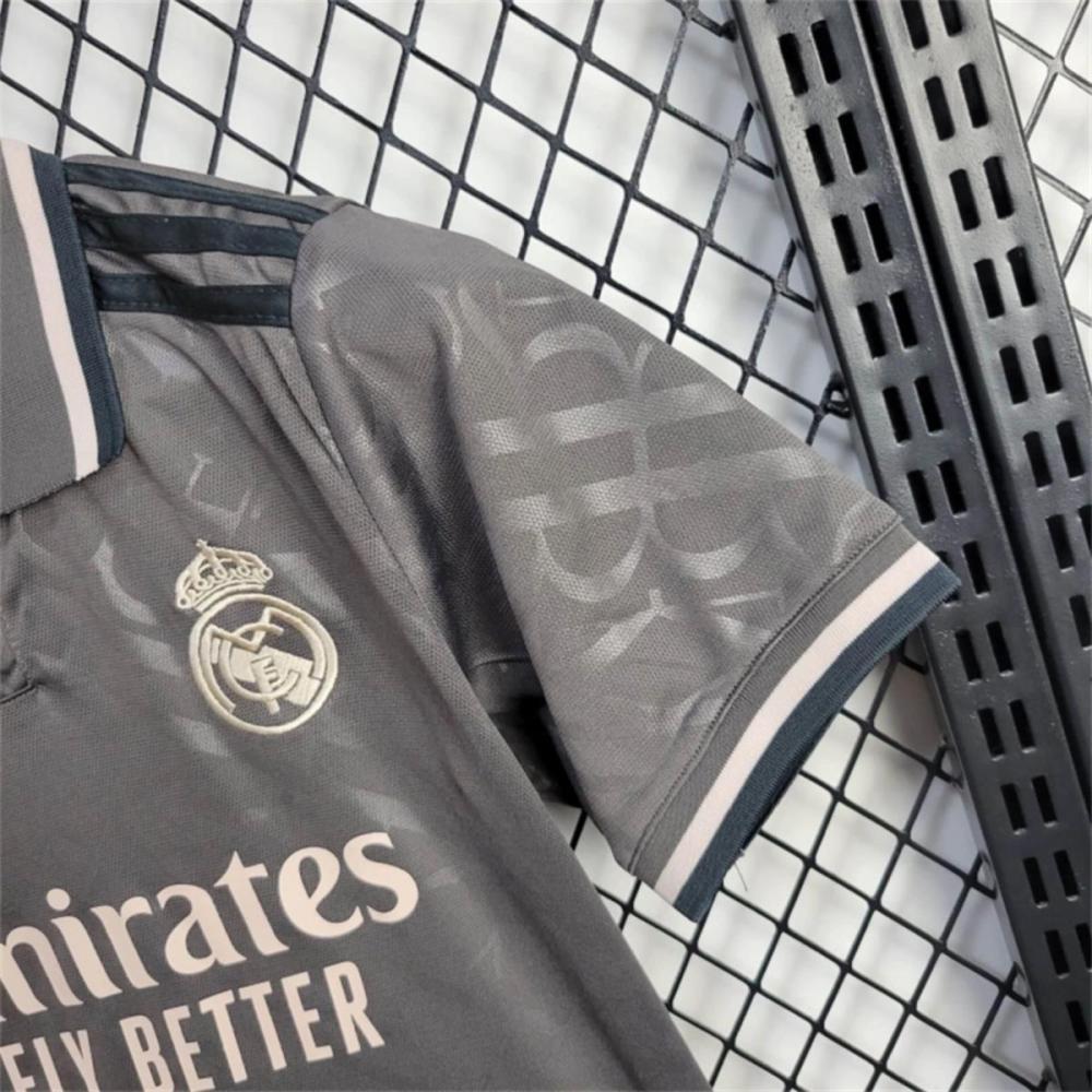 24/25 kids Real Madrid third jersey Kid Kits Size 16-28