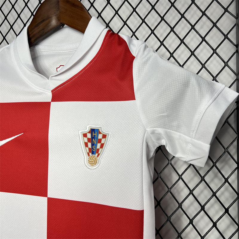 24/25 Croatia Home jersey Kid Kits Size 16-28