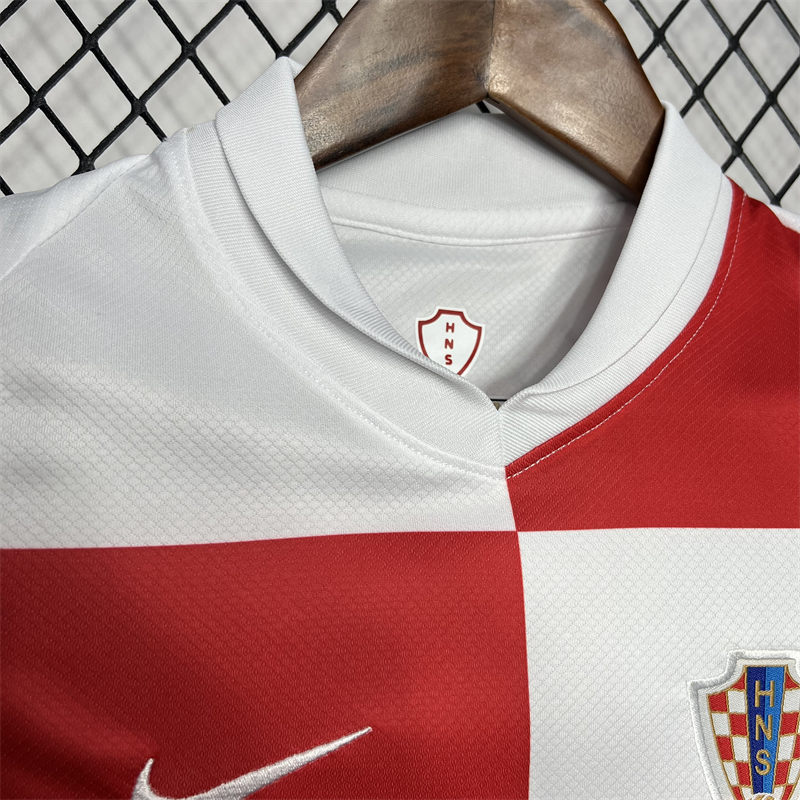 24/25 Croatia Home jersey Kid Kits Size 16-28