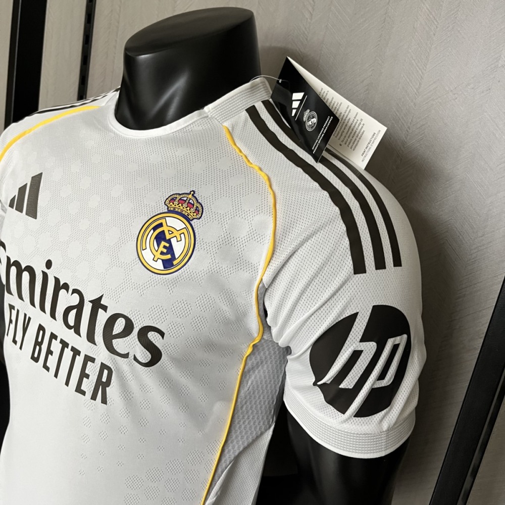 25/26 Real Madrid Home Jersey Player Version