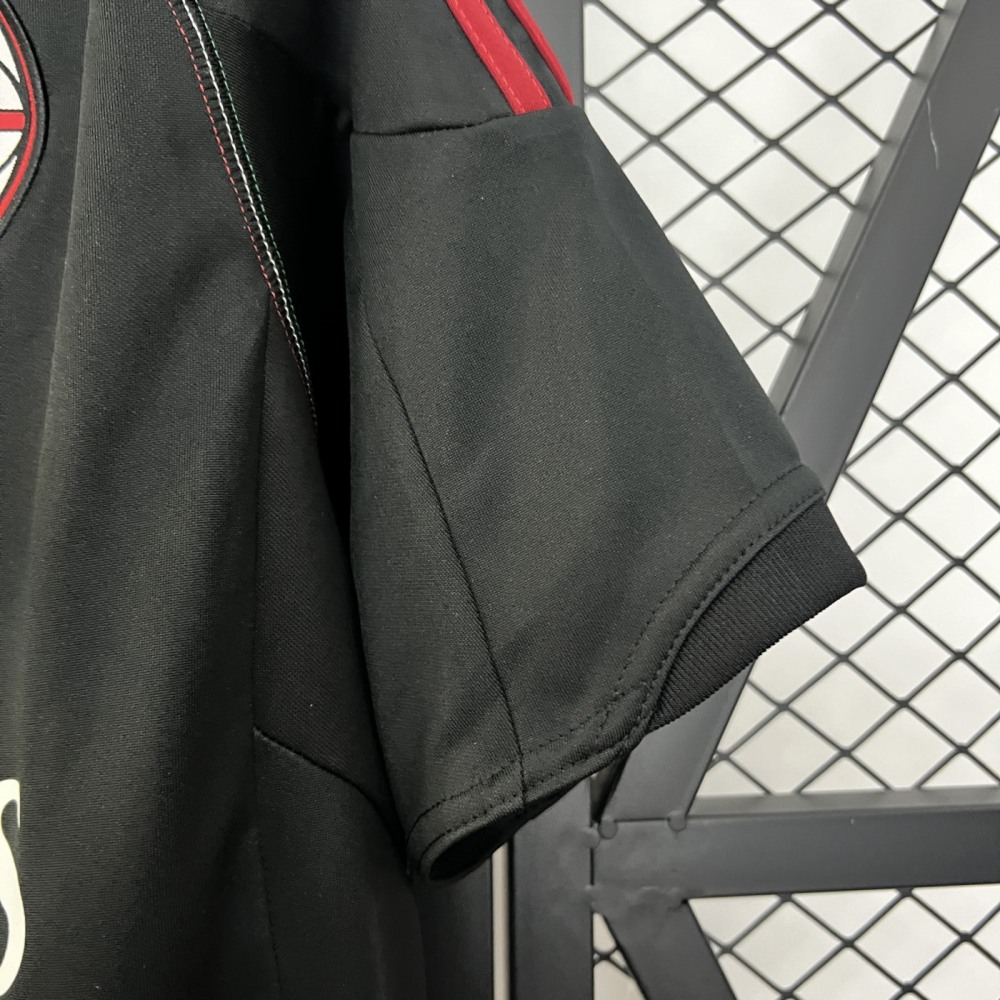 Retro AC Milan 12/13 Black jersey Fan Version