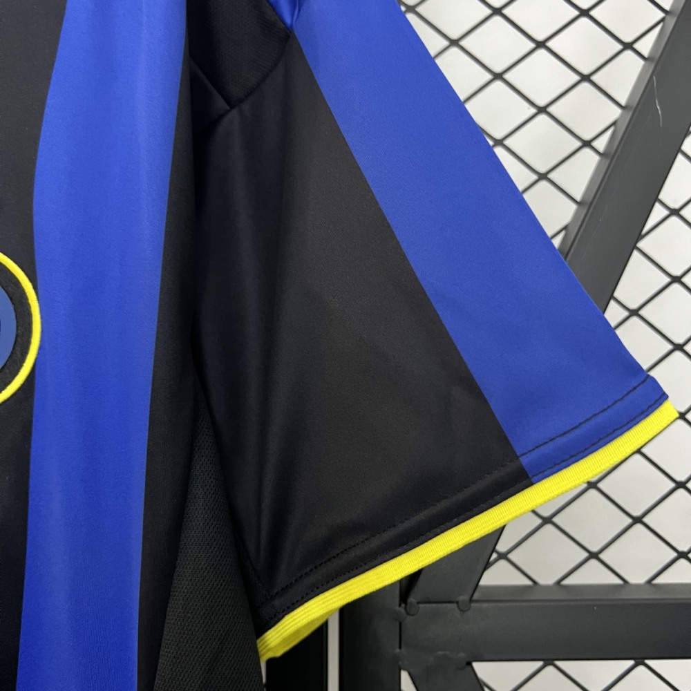 Retro Inter Milan 02/03 Home jersey Fan Version