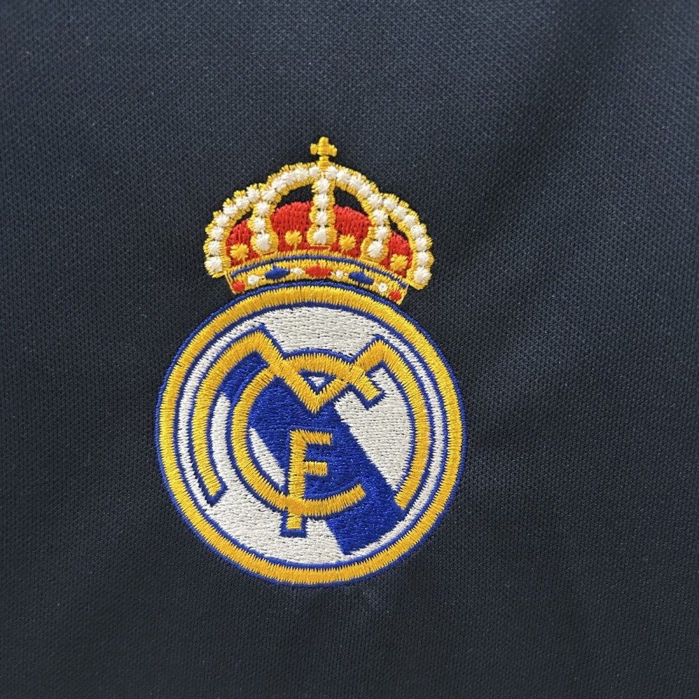 Retro Real Madrid 03/04 Away jersey Fan Version