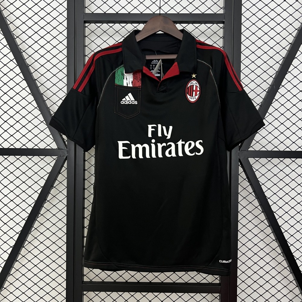Retro AC Milan 12/13 Black jersey Fan Version