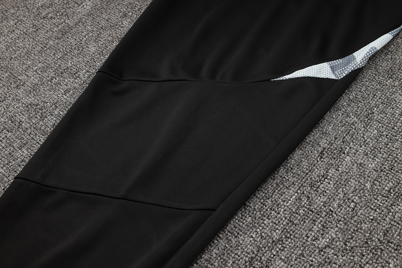 24/25 Italy Black Long-sleeved half-pull training kit Football team kit